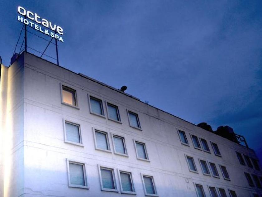 Octave Hotel & Spa - Sarjapur Road Bangalore Buitenkant foto
