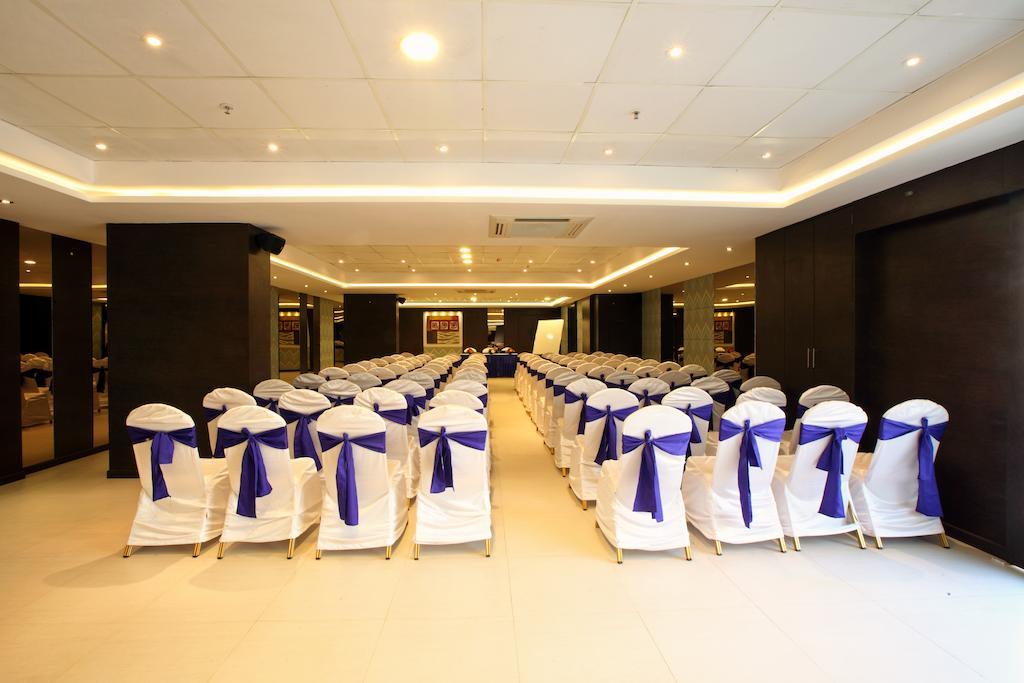 Octave Hotel & Spa - Sarjapur Road Bangalore Buitenkant foto