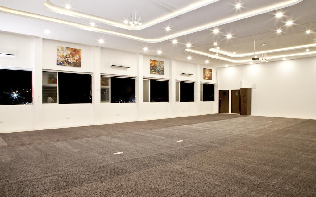 Octave Hotel & Spa - Sarjapur Road Bangalore Buitenkant foto